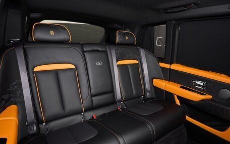 Rolls-Royce Cullinan, 2025 год, 98 000 000 рублей, 20 фотография