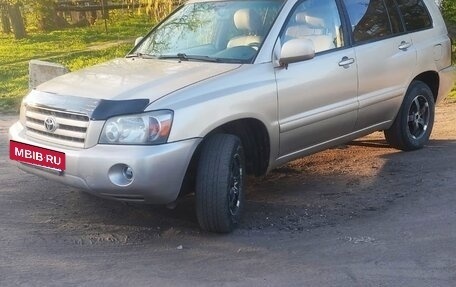 Toyota Highlander III, 2004 год, 1 050 000 рублей, 3 фотография