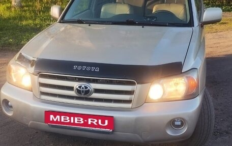 Toyota Highlander III, 2004 год, 1 050 000 рублей, 5 фотография