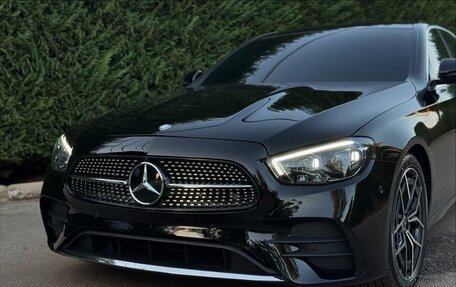 Mercedes-Benz E-Класс, 2022 год, 4 650 000 рублей, 4 фотография