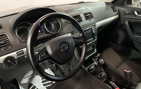 Skoda Yeti I рестайлинг, 2016 год, 1 297 000 рублей, 5 фотография