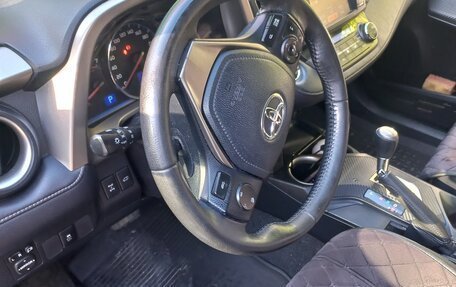 Toyota RAV4, 2013 год, 1 950 000 рублей, 2 фотография