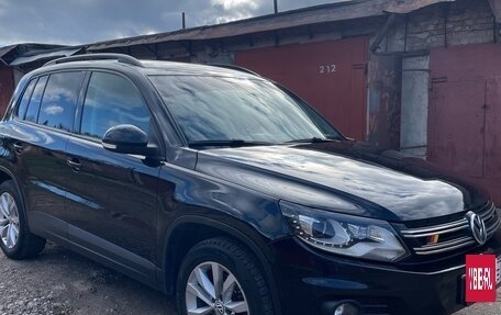 Volkswagen Tiguan I, 2011 год, 1 280 000 рублей, 2 фотография