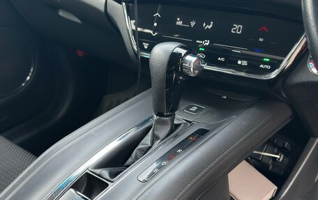 Honda Vezel, 2018 год, 1 970 000 рублей, 5 фотография