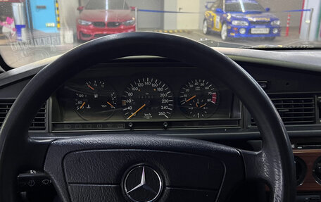 Mercedes-Benz 190 (W201), 1993 год, 500 000 рублей, 14 фотография