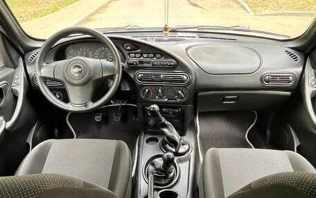 Chevrolet Niva I рестайлинг, 2015 год, 685 000 рублей, 15 фотография