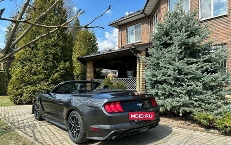 Ford Mustang VI рестайлинг, 2020 год, 3 390 000 рублей, 2 фотография