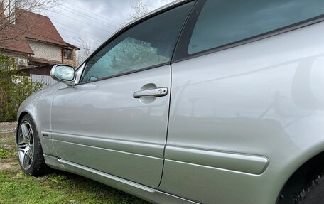 Mercedes-Benz CLK-Класс, 2000 год, 500 000 рублей, 15 фотография