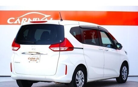 Honda Freed II, 2021 год, 1 850 000 рублей, 4 фотография