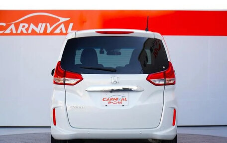 Honda Freed II, 2021 год, 1 850 000 рублей, 3 фотография