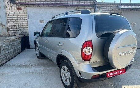 Chevrolet Niva I рестайлинг, 2013 год, 790 000 рублей, 4 фотография
