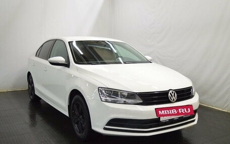 Volkswagen Jetta VI, 2015 год, 917 000 рублей, 3 фотография