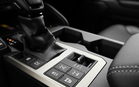 Toyota Land Cruiser Prado, 2025 год, 8 915 000 рублей, 18 фотография