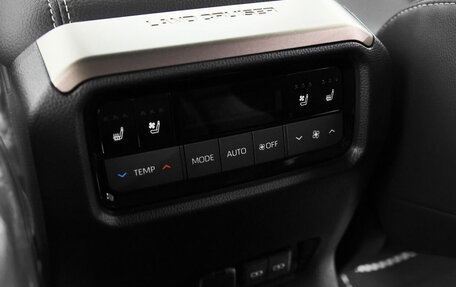 Toyota Land Cruiser Prado, 2025 год, 8 915 000 рублей, 16 фотография