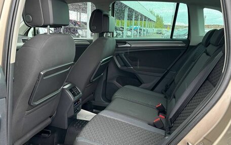 Volkswagen Tiguan II, 2018 год, 2 800 000 рублей, 13 фотография