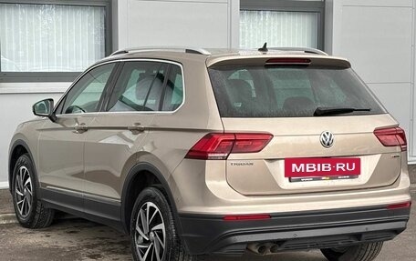 Volkswagen Tiguan II, 2018 год, 2 800 000 рублей, 7 фотография