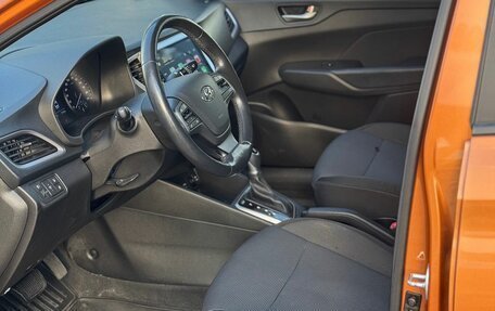 Hyundai Solaris II рестайлинг, 2018 год, 1 299 000 рублей, 5 фотография