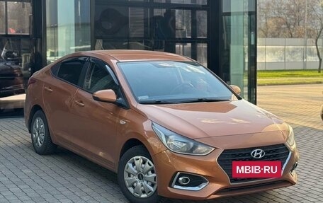 Hyundai Solaris II рестайлинг, 2018 год, 1 299 000 рублей, 2 фотография