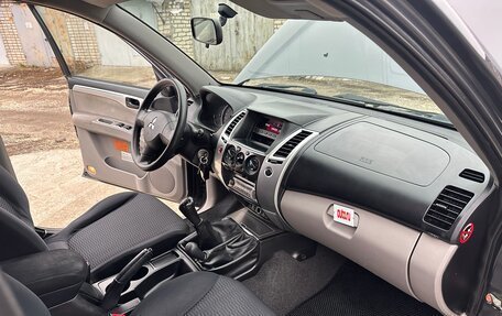 Mitsubishi Pajero Sport II рестайлинг, 2012 год, 1 500 000 рублей, 21 фотография