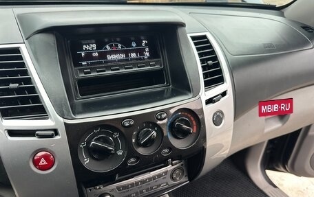 Mitsubishi Pajero Sport II рестайлинг, 2012 год, 1 500 000 рублей, 16 фотография