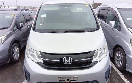 Honda Stepwgn IV, 2017 год, 1 280 000 рублей, 4 фотография