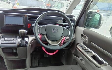 Honda Stepwgn IV, 2017 год, 1 280 000 рублей, 9 фотография