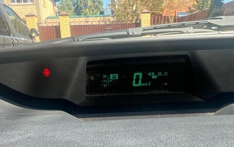 Toyota Prius, 2009 год, 975 000 рублей, 15 фотография