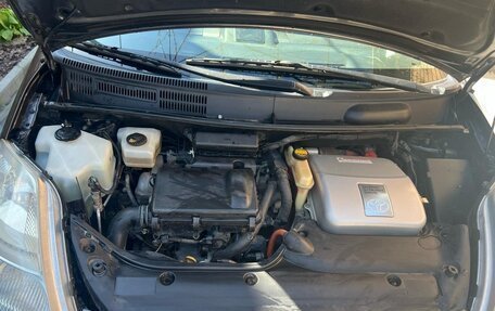 Toyota Prius, 2009 год, 975 000 рублей, 10 фотография