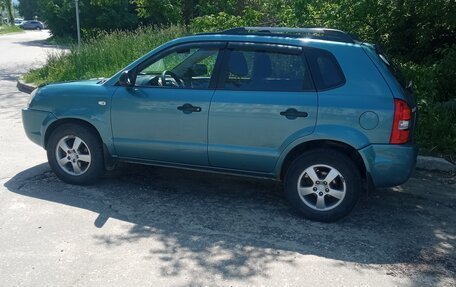 Hyundai Tucson III, 2007 год, 850 000 рублей, 2 фотография