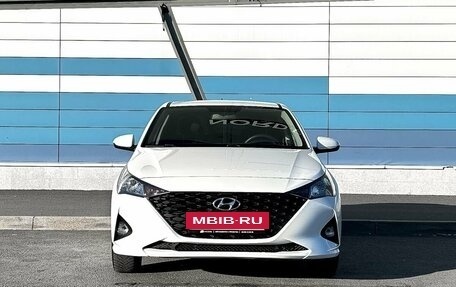 Hyundai Solaris II рестайлинг, 2021 год, 1 549 000 рублей, 2 фотография