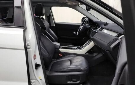 Land Rover Range Rover Evoque I, 2017 год, 2 115 000 рублей, 6 фотография