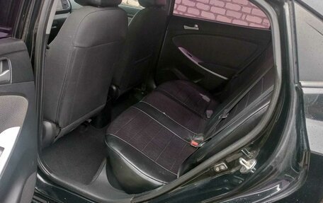 Hyundai Solaris II рестайлинг, 2011 год, 770 000 рублей, 17 фотография