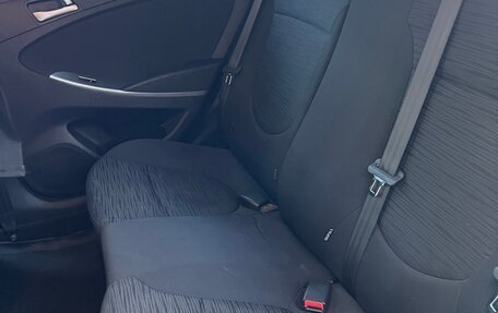 Hyundai Solaris II рестайлинг, 2016 год, 990 000 рублей, 8 фотография