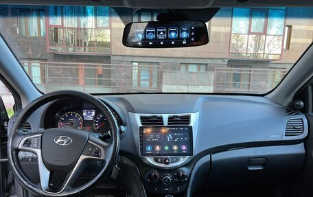 Hyundai Solaris II рестайлинг, 2016 год, 990 000 рублей, 6 фотография