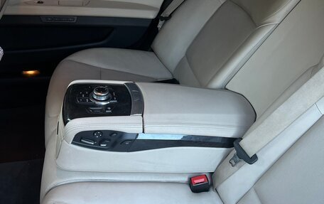 BMW 7 серия, 2010 год, 1 500 000 рублей, 9 фотография