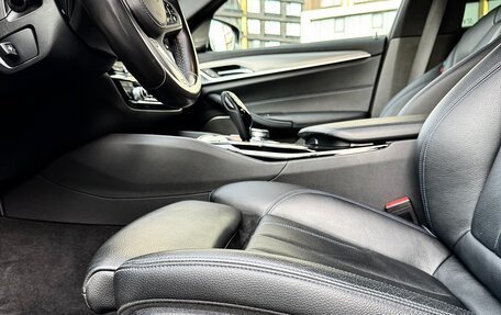 BMW 5 серия, 2019 год, 4 790 000 рублей, 14 фотография