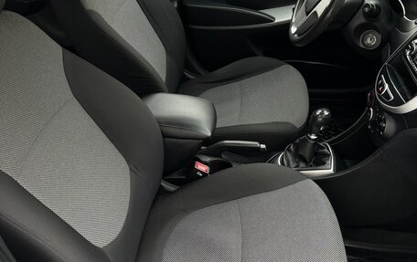 Hyundai Solaris II рестайлинг, 2013 год, 770 000 рублей, 7 фотография