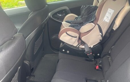 Toyota RAV4, 2010 год, 1 550 000 рублей, 8 фотография