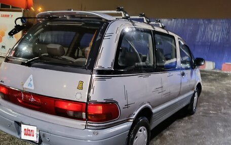 Toyota Estima III рестайлинг -2, 1992 год, 530 000 рублей, 13 фотография