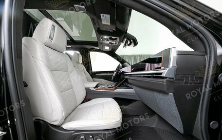 Cadillac Escalade V, 2025 год, 24 490 000 рублей, 9 фотография