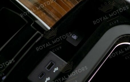Cadillac Escalade V, 2025 год, 24 490 000 рублей, 11 фотография