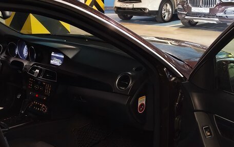 Mercedes-Benz C-Класс, 2011 год, 1 500 000 рублей, 4 фотография