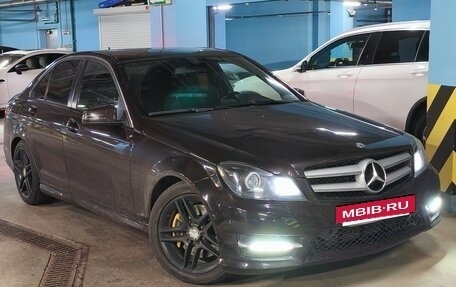 Mercedes-Benz C-Класс, 2011 год, 1 500 000 рублей, 6 фотография