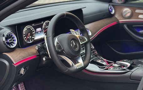 Mercedes-Benz E-Класс, 2016 год, 3 750 000 рублей, 13 фотография