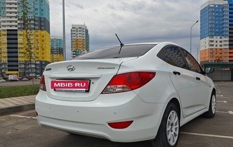 Hyundai Solaris II рестайлинг, 2013 год, 1 050 000 рублей, 5 фотография