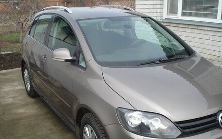 Volkswagen Golf Plus II, 2010 год, 530 000 рублей, 3 фотография