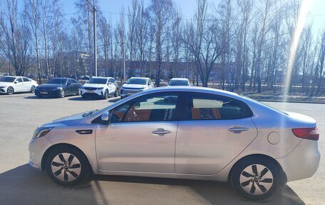 KIA Rio III рестайлинг, 2013 год, 890 000 рублей, 6 фотография