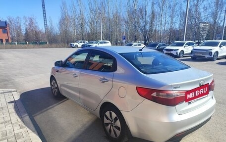 KIA Rio III рестайлинг, 2013 год, 890 000 рублей, 5 фотография