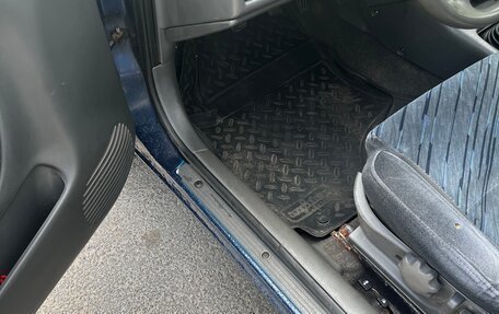 Suzuki Baleno I, 1999 год, 200 000 рублей, 11 фотография
