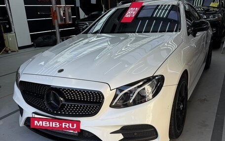 Mercedes-Benz E-Класс, 2019 год, 3 700 000 рублей, 7 фотография